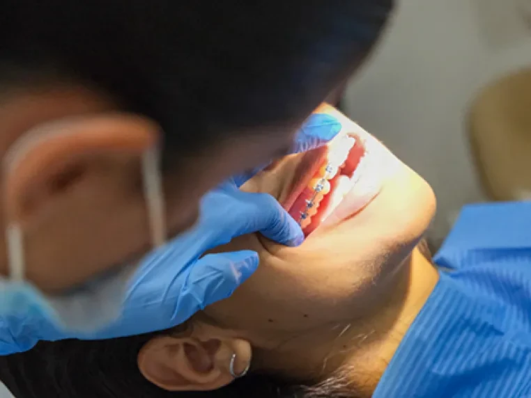 2659_Dental-ortodoncia___tablet_762_572.webp